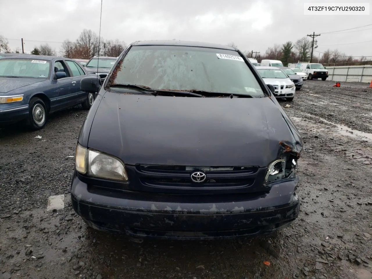 2000 Toyota Sienna Ce VIN: 4T3ZF19C7YU290320 Lot: 81402574