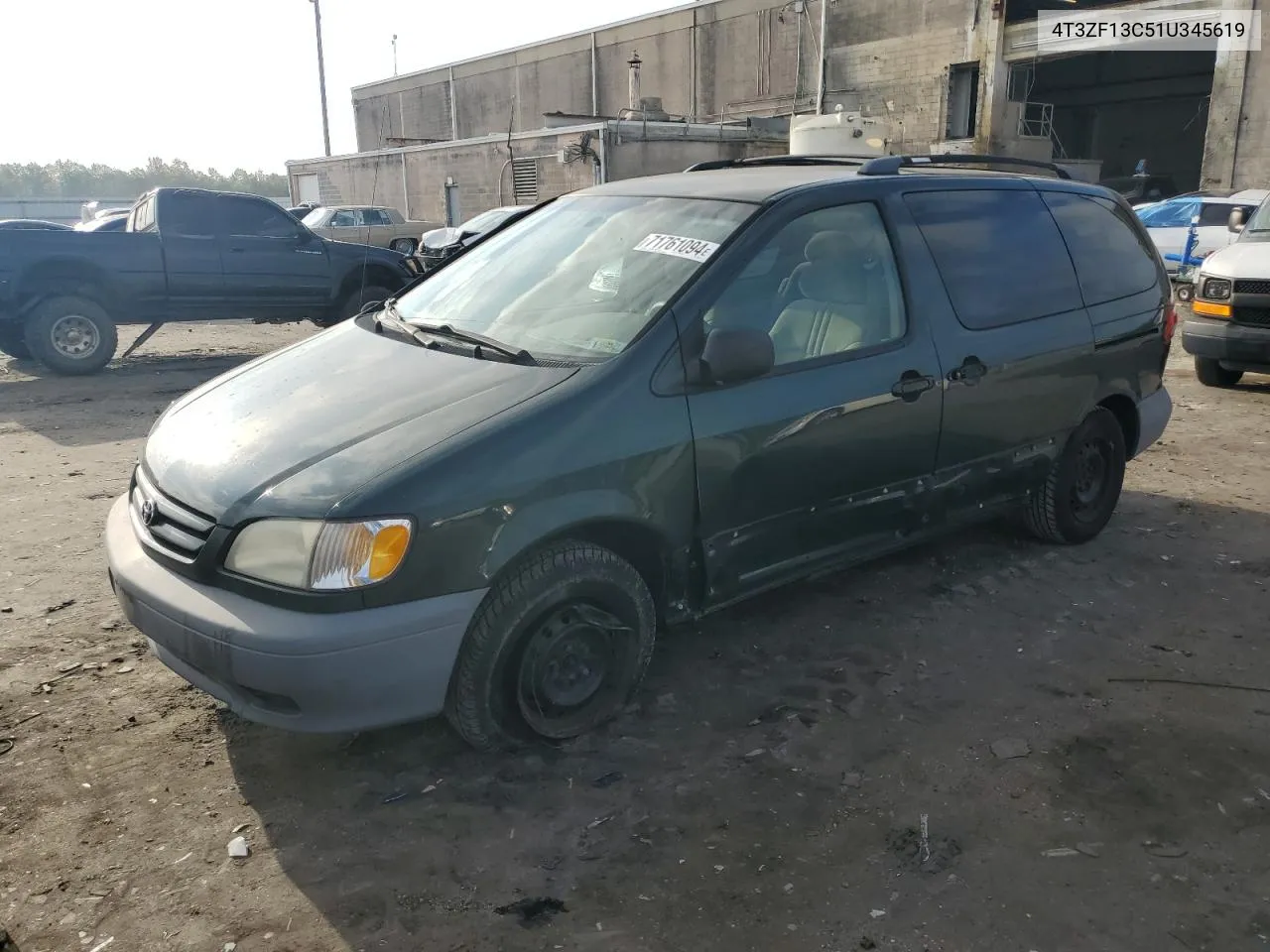 2001 Toyota Sienna Le VIN: 4T3ZF13C51U345619 Lot: 71761094