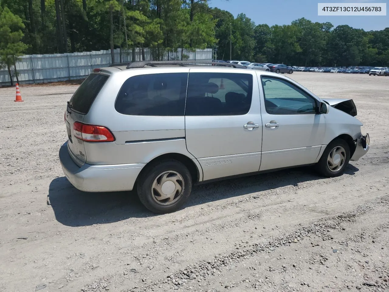 2002 Toyota Sienna Le VIN: 4T3ZF13C12U456783 Lot: 52932674