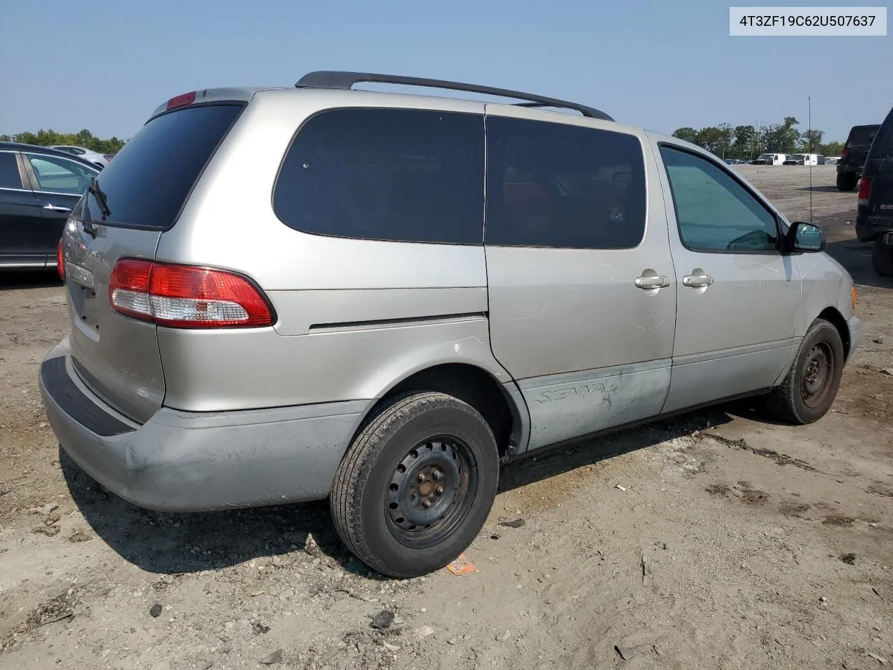 2002 Toyota Sienna Ce VIN: 4T3ZF19C62U507637 Lot: 68689234