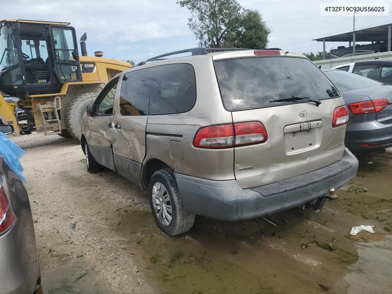 2003 Toyota Sienna Ce VIN: 4T3ZF19C93U556025 Lot: 74128754