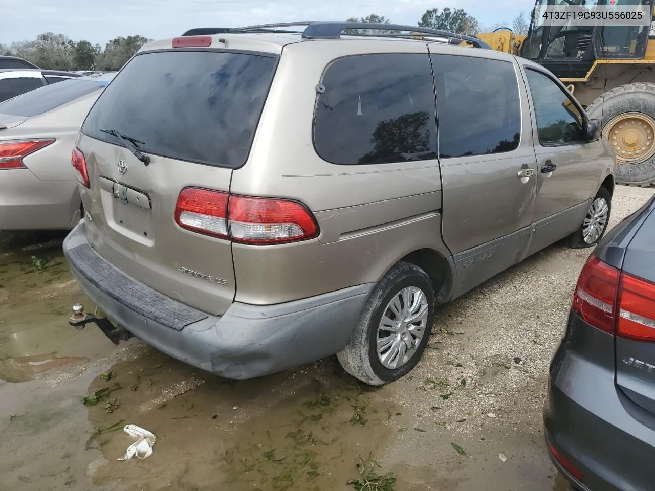 2003 Toyota Sienna Ce VIN: 4T3ZF19C93U556025 Lot: 74128754