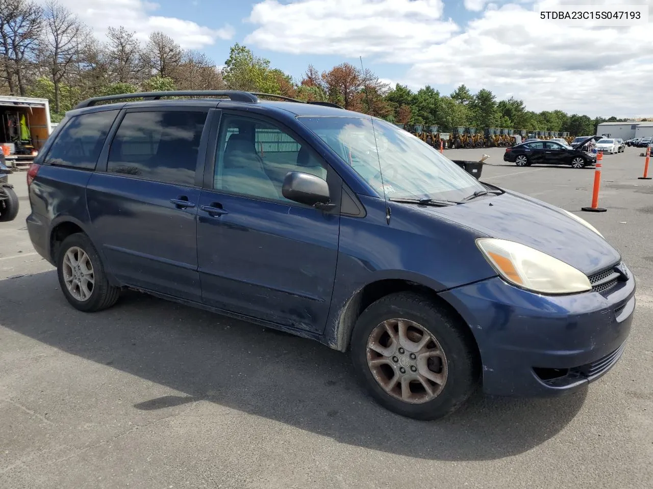 2004 Toyota Sienna Le VIN: 5TDBA23C15S047193 Lot: 68273114