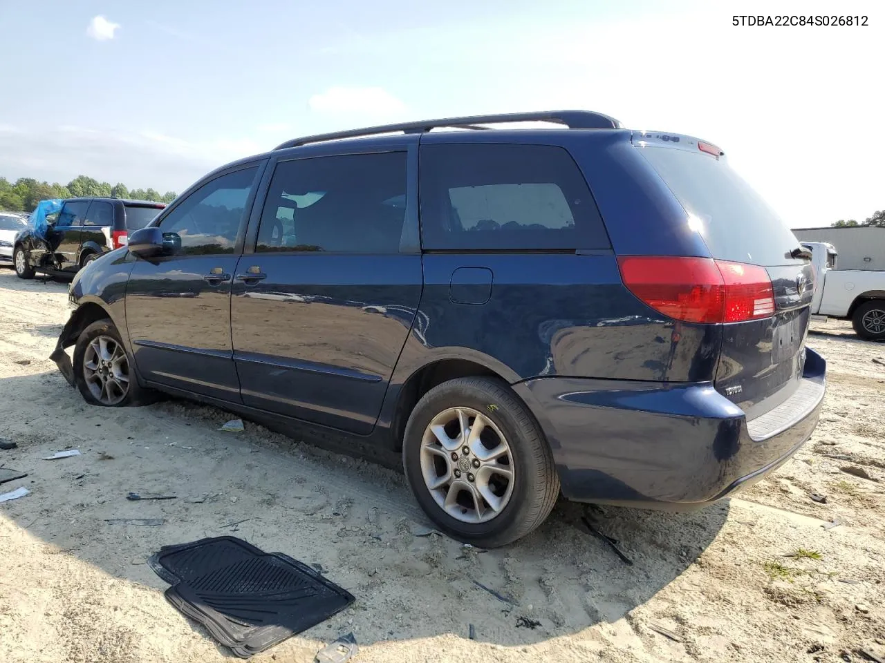 5TDBA22C84S026812 2004 Toyota Sienna Xle