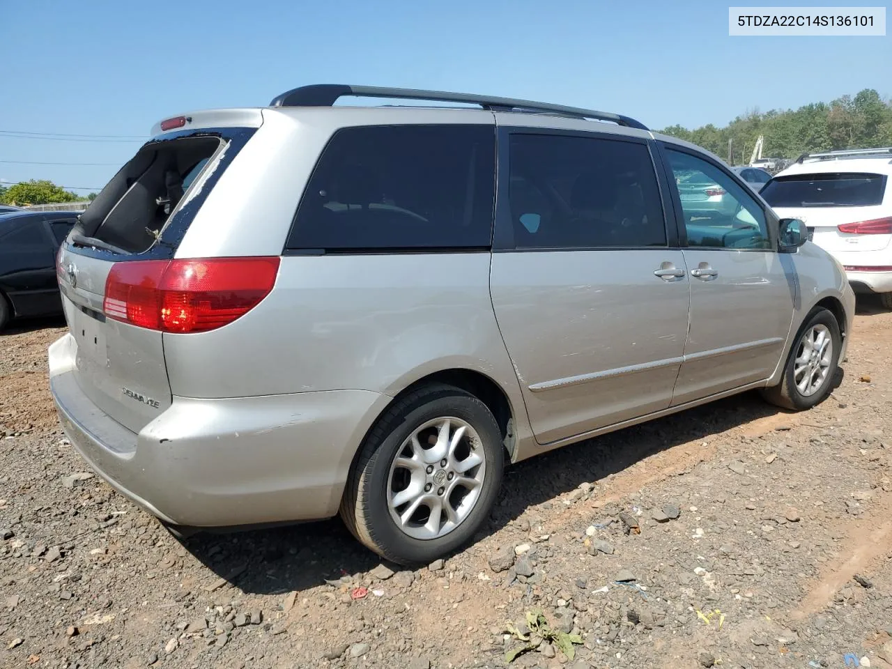 5TDZA22C14S136101 2004 Toyota Sienna Xle