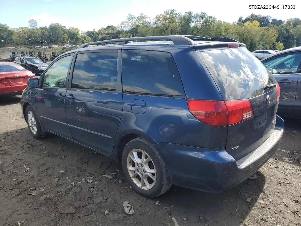 2004 Toyota Sienna Xle VIN: 5TDZA22C44S117333 Lot: 72561344