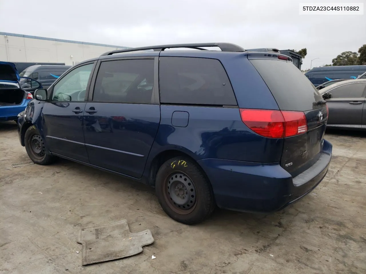 2004 Toyota Sienna Ce VIN: 5TDZA23C44S110882 Lot: 75944954