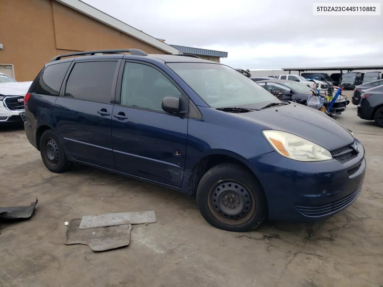 2004 Toyota Sienna Ce VIN: 5TDZA23C44S110882 Lot: 75944954