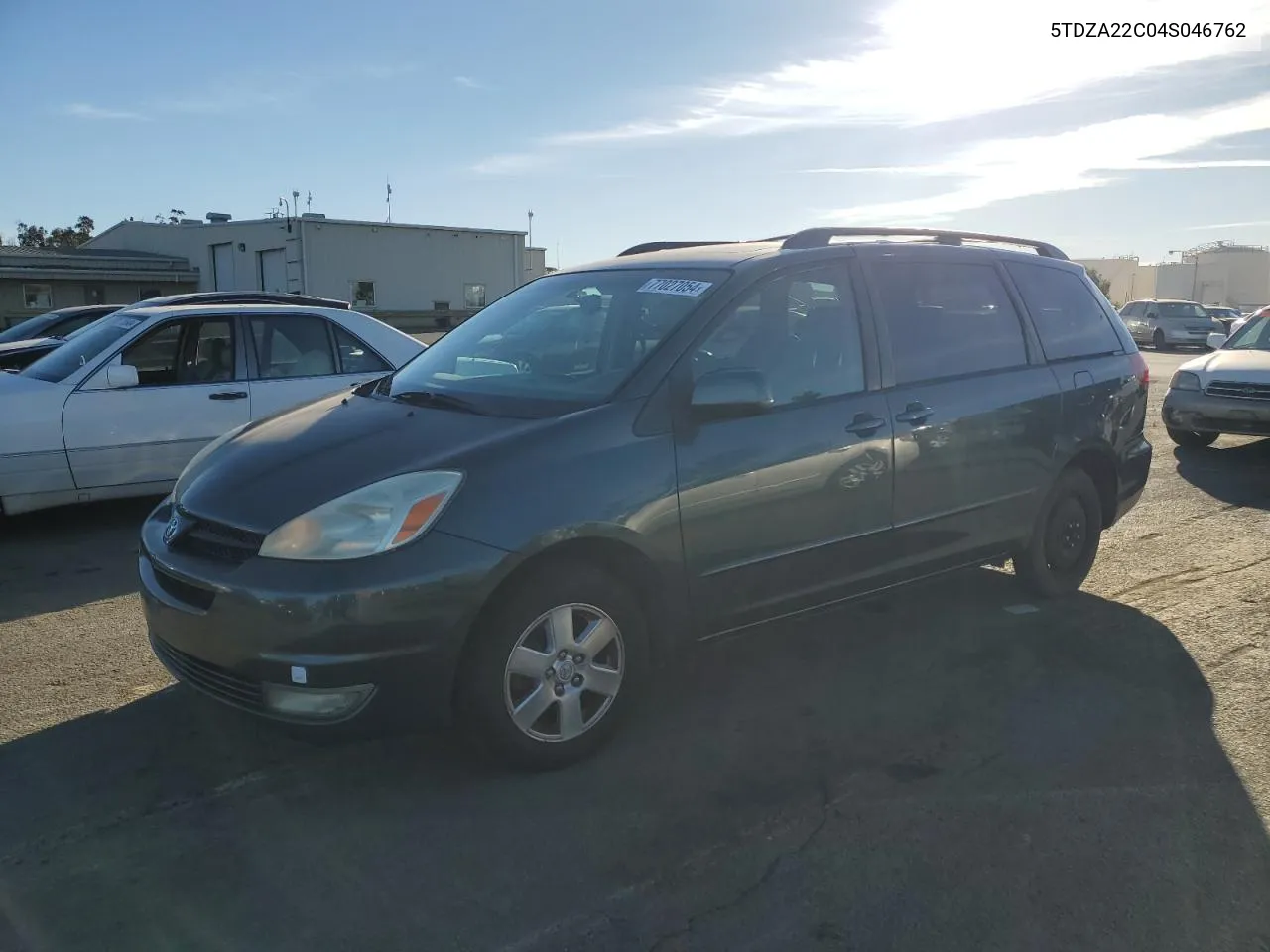 2004 Toyota Sienna Xle VIN: 5TDZA22C04S046762 Lot: 77027054