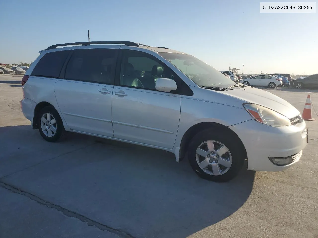 5TDZA22C64S180255 2004 Toyota Sienna Xle