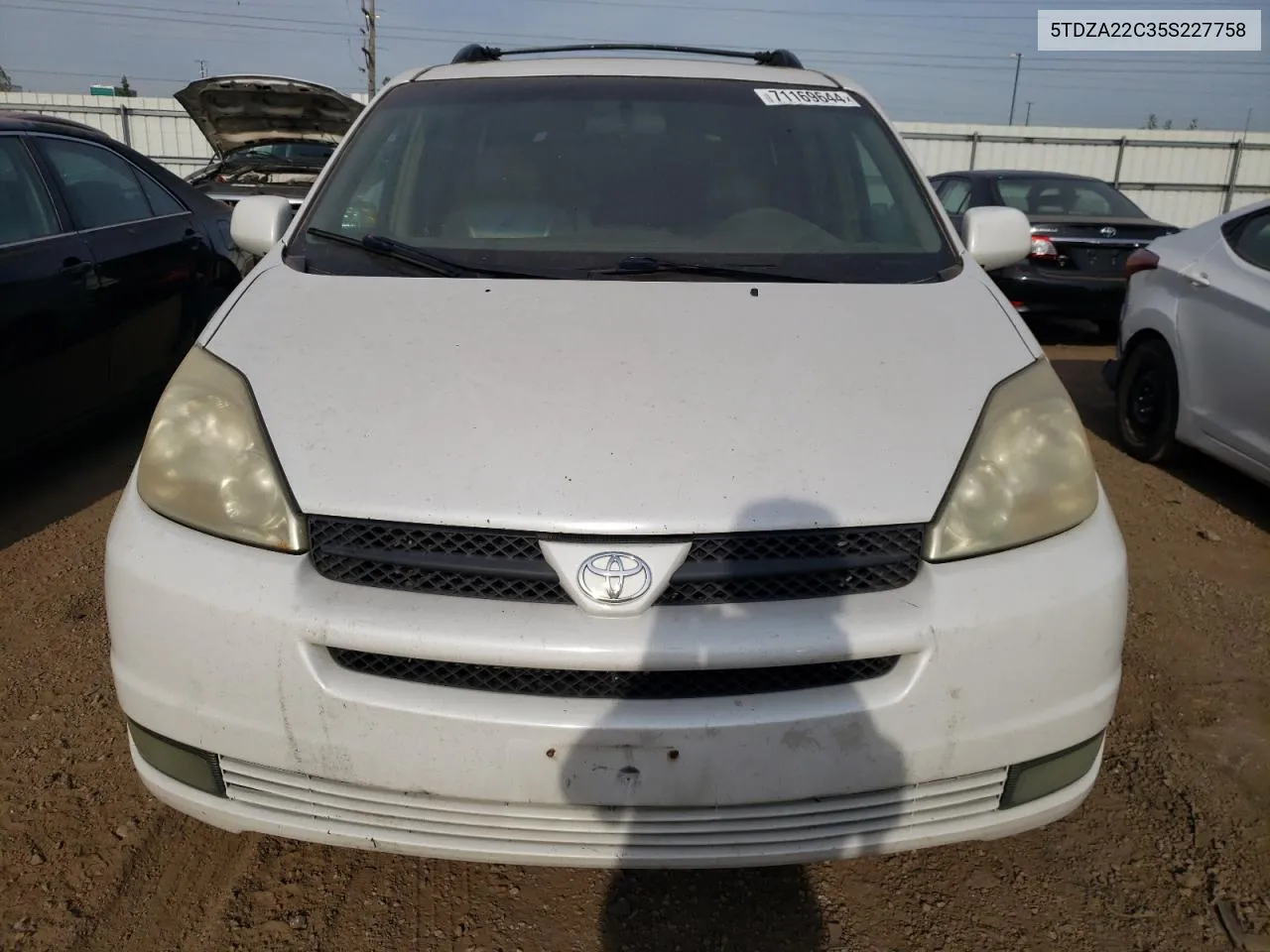 2005 Toyota Sienna Xle VIN: 5TDZA22C35S227758 Lot: 71169644