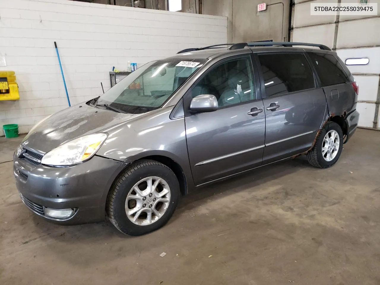 2005 Toyota Sienna Xle VIN: 5TDBA22C25S039475 Lot: 71878674