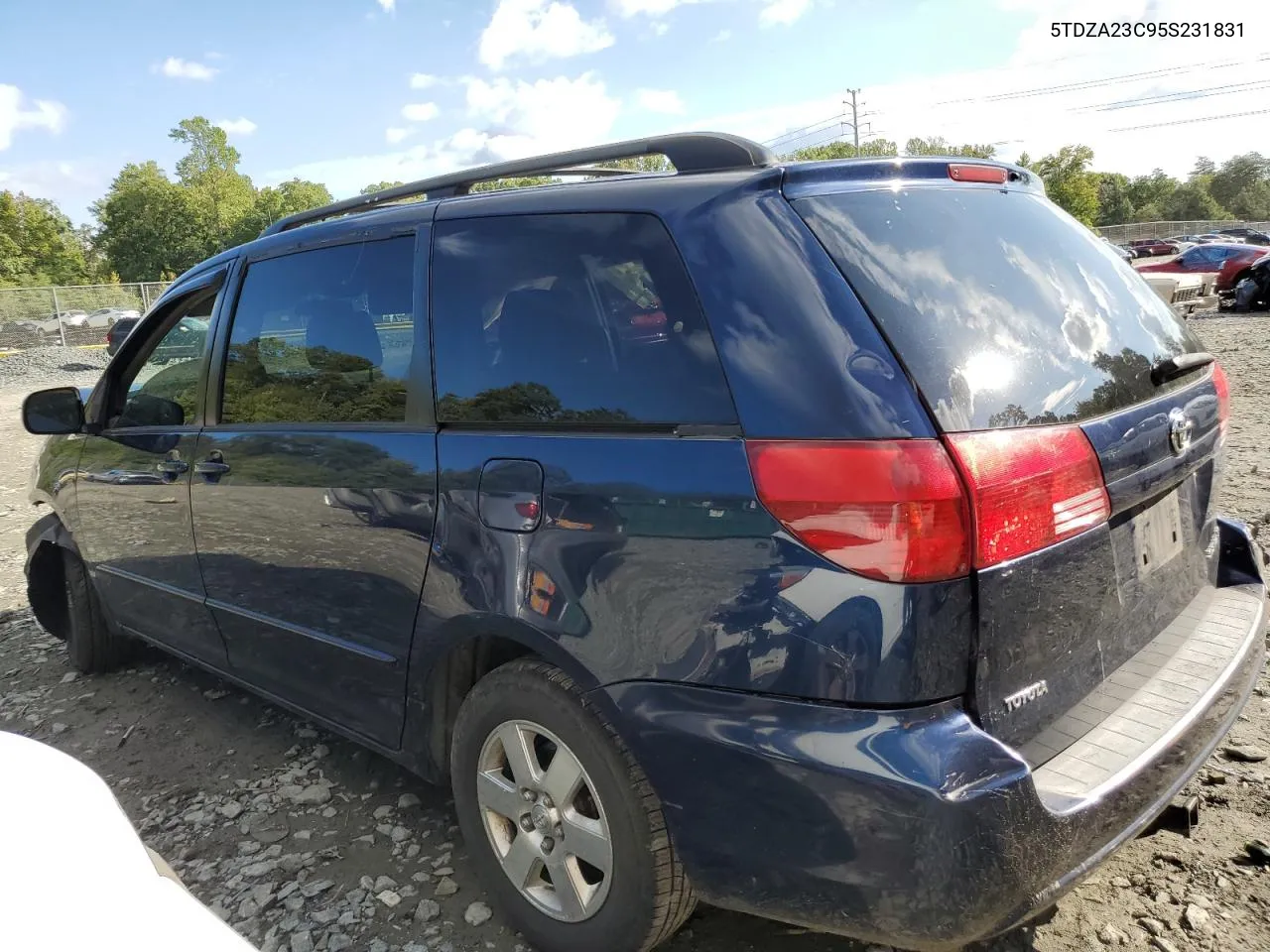 2005 Toyota Sienna Ce VIN: 5TDZA23C95S231831 Lot: 72474034