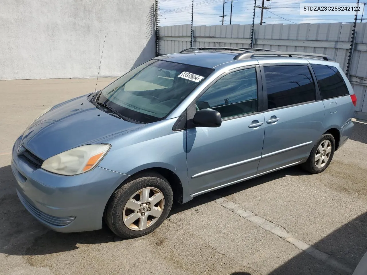 2005 Toyota Sienna Ce VIN: 5TDZA23C25S242122 Lot: 75370064