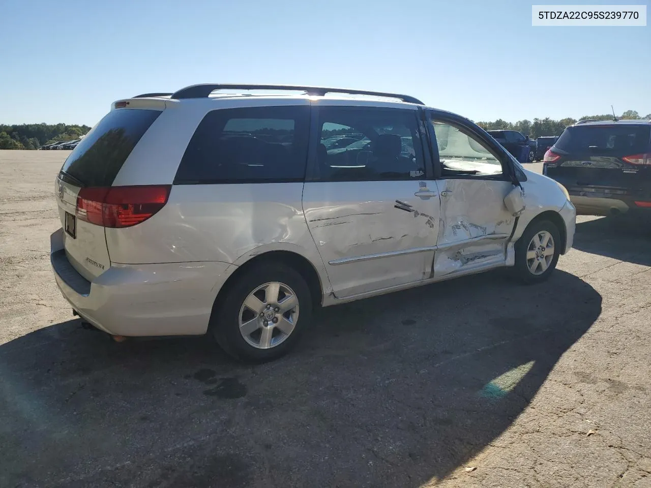 5TDZA22C95S239770 2005 Toyota Sienna Xle