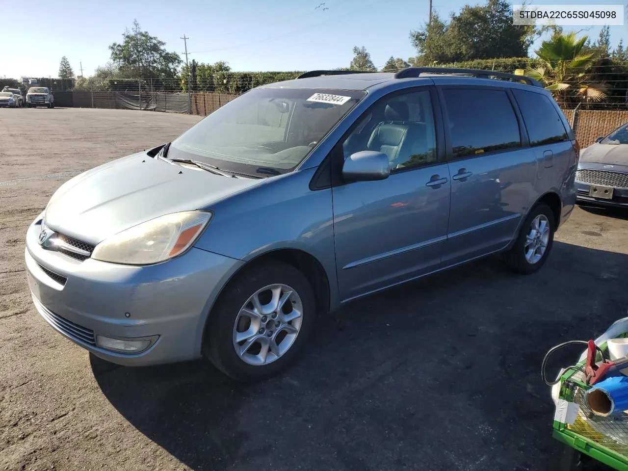 2005 Toyota Sienna Xle VIN: 5TDBA22C65S045098 Lot: 76632844