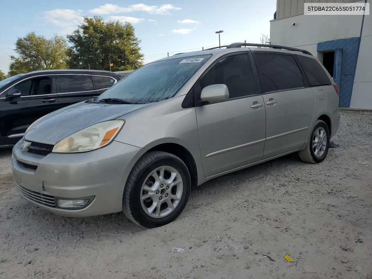 2005 Toyota Sienna Xle VIN: 5TDBA22C65S051774 Lot: 77914094