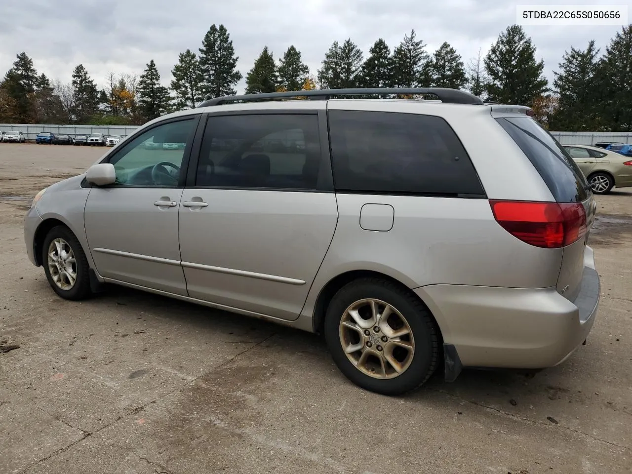 2005 Toyota Sienna Xle VIN: 5TDBA22C65S050656 Lot: 79401394