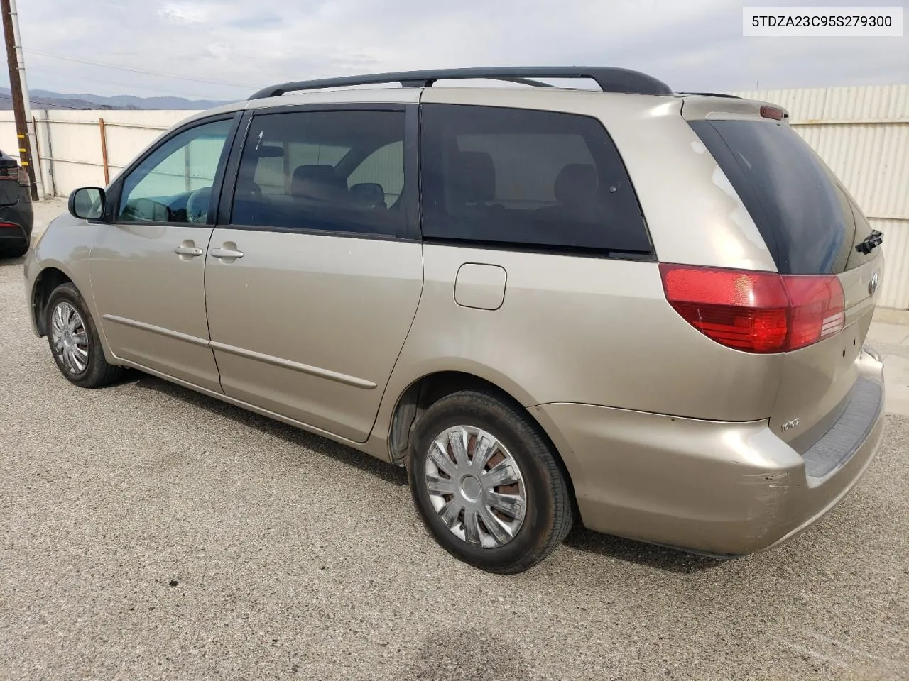 2005 Toyota Sienna Ce VIN: 5TDZA23C95S279300 Lot: 80254404