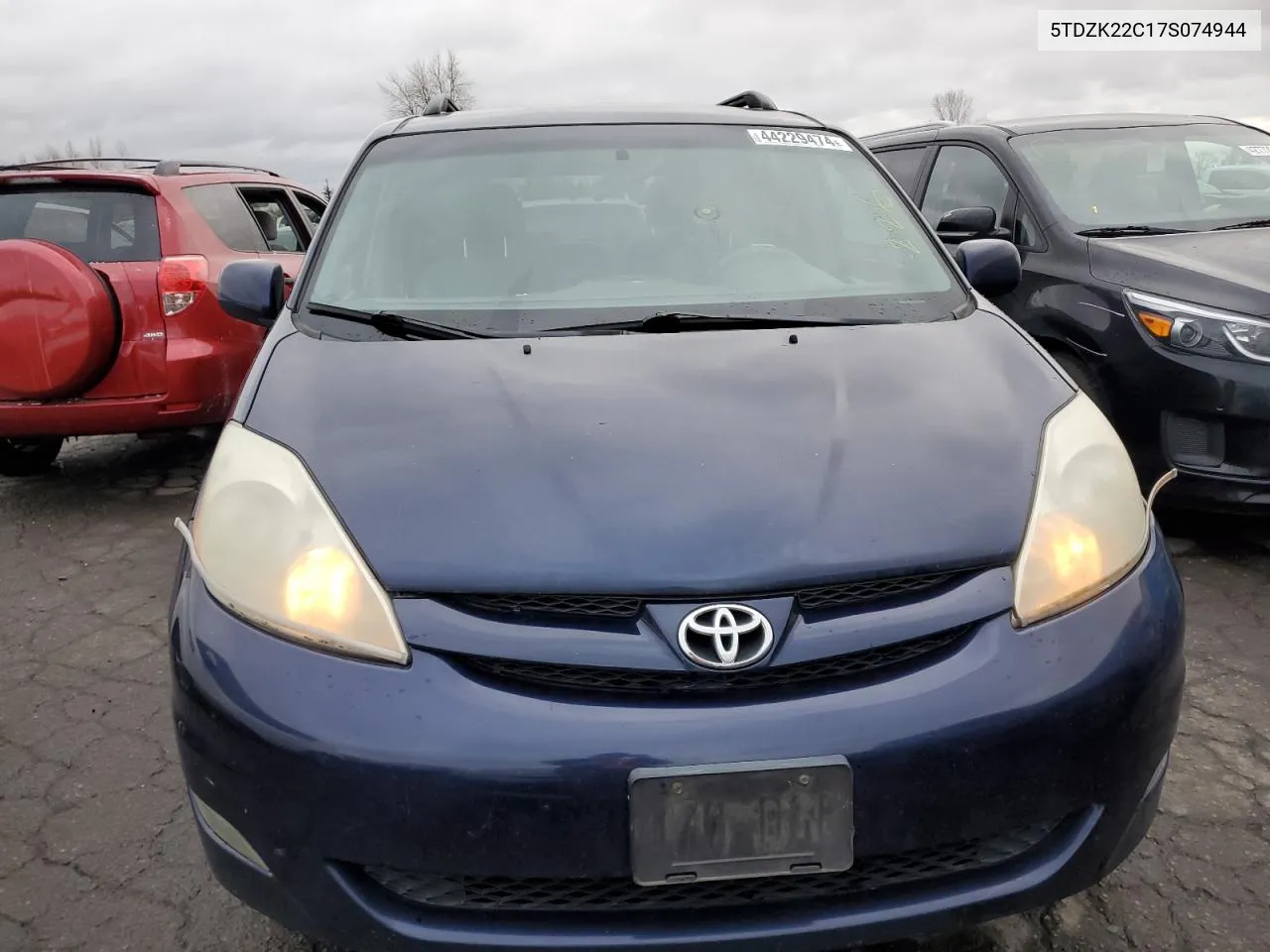 2007 Toyota Sienna Xle VIN: 5TDZK22C17S074944 Lot: 44229474