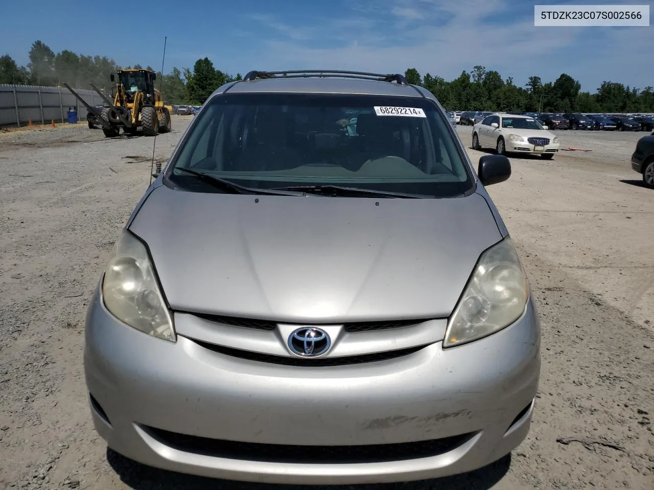 2007 Toyota Sienna Ce VIN: 5TDZK23C07S002566 Lot: 68292214