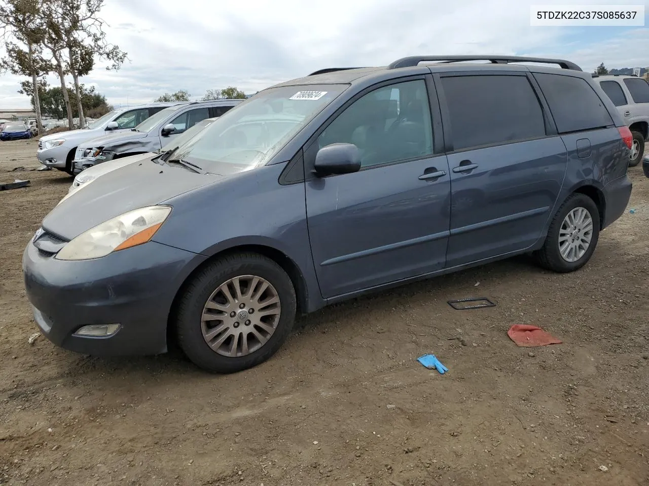 2007 Toyota Sienna Xle VIN: 5TDZK22C37S085637 Lot: 70909624