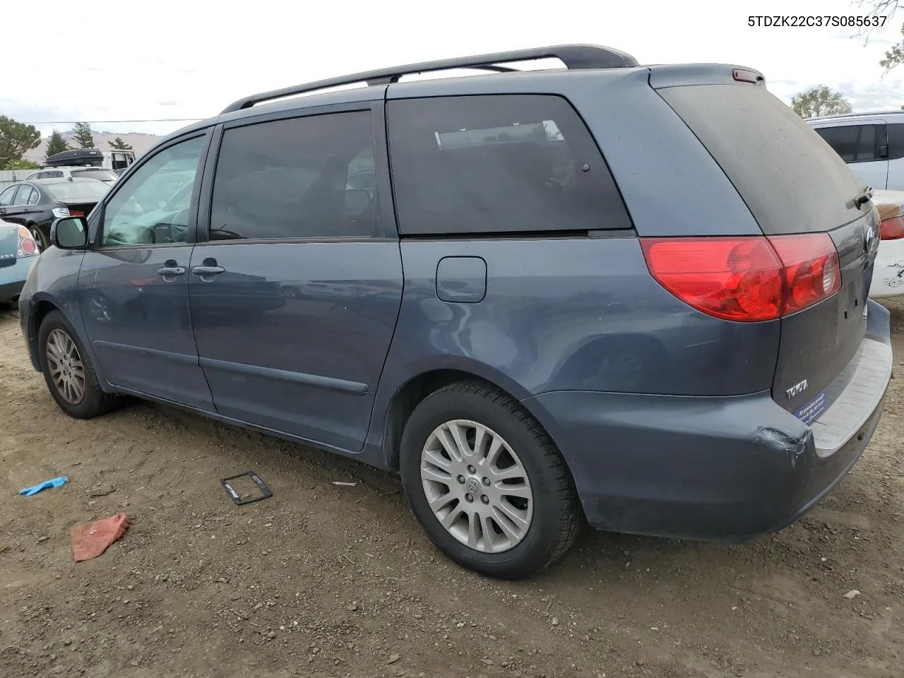 2007 Toyota Sienna Xle VIN: 5TDZK22C37S085637 Lot: 70909624