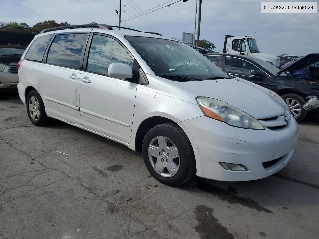 2007 Toyota Sienna Xle VIN: 5TDZK22C67S058528 Lot: 71688713