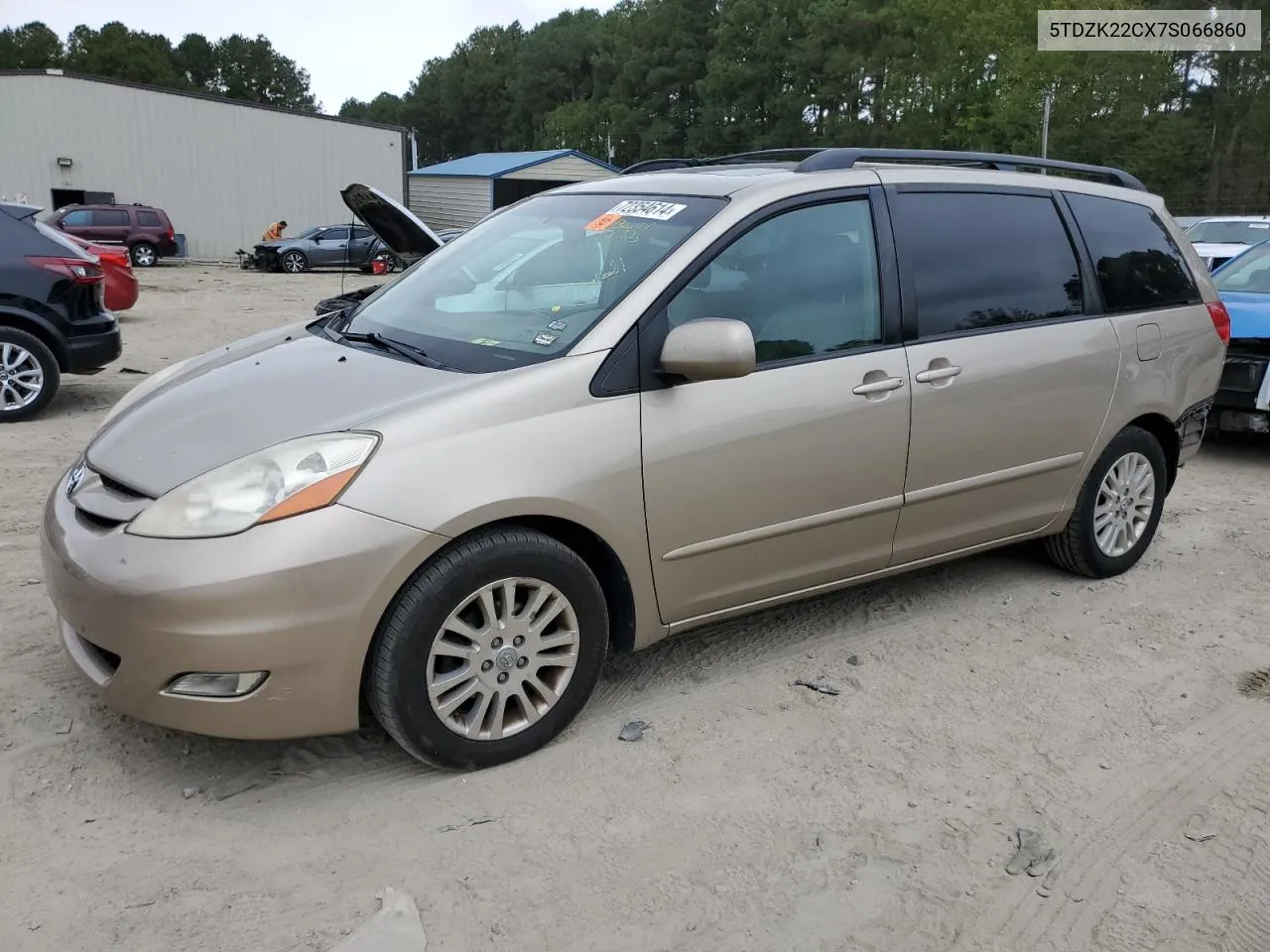 2007 Toyota Sienna Xle VIN: 5TDZK22CX7S066860 Lot: 72354614