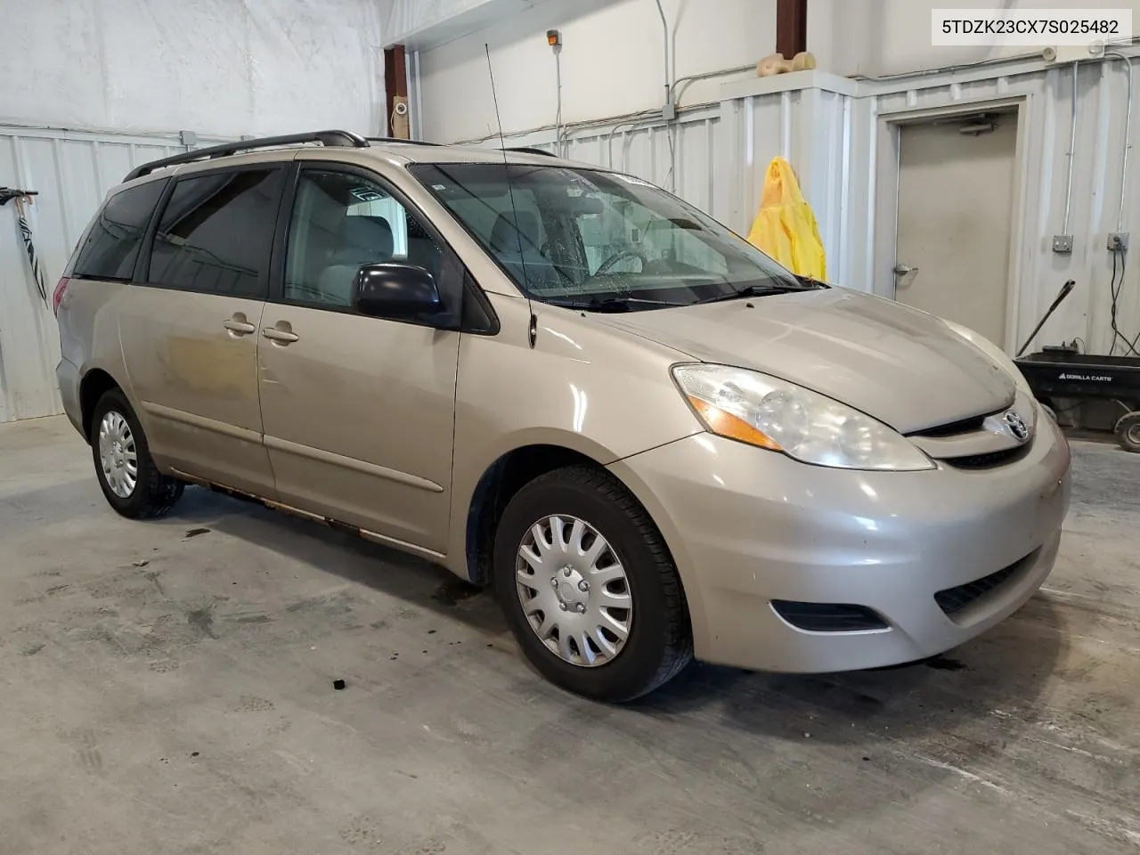 5TDZK23CX7S025482 2007 Toyota Sienna Ce