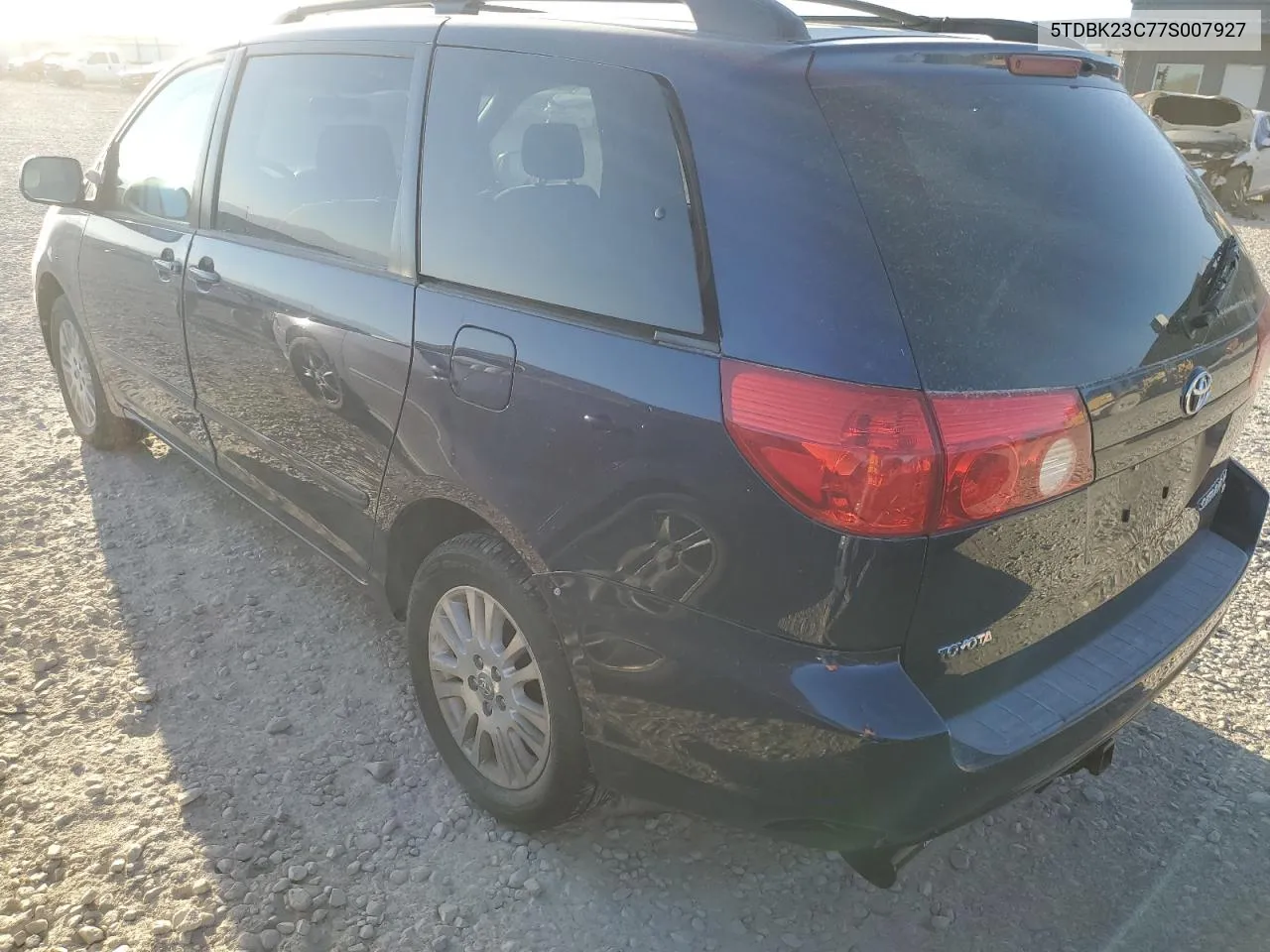 2007 Toyota Sienna Le VIN: 5TDBK23C77S007927 Lot: 73734104