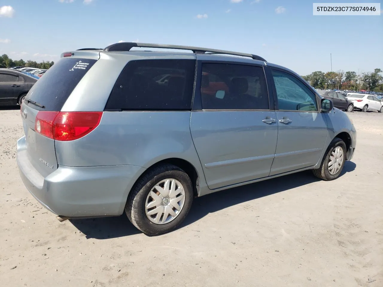 2007 Toyota Sienna Ce VIN: 5TDZK23C77S074946 Lot: 74715404