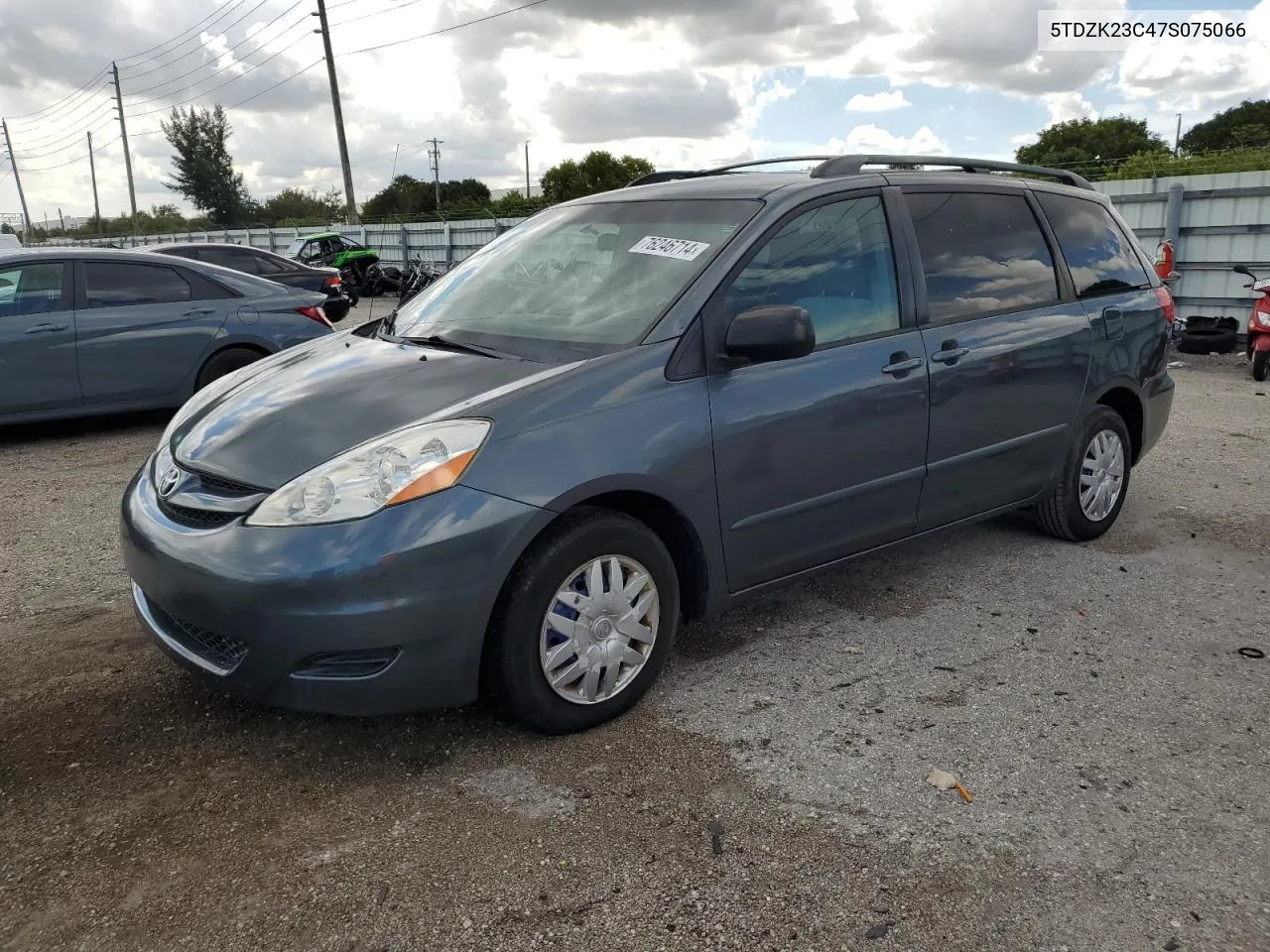 2007 Toyota Sienna Ce VIN: 5TDZK23C47S075066 Lot: 76246714