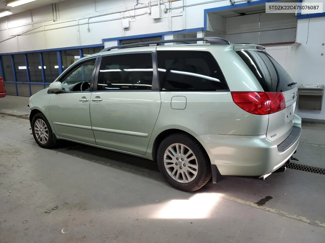 2007 Toyota Sienna Xle VIN: 5TDZK22C47S076087 Lot: 77904584