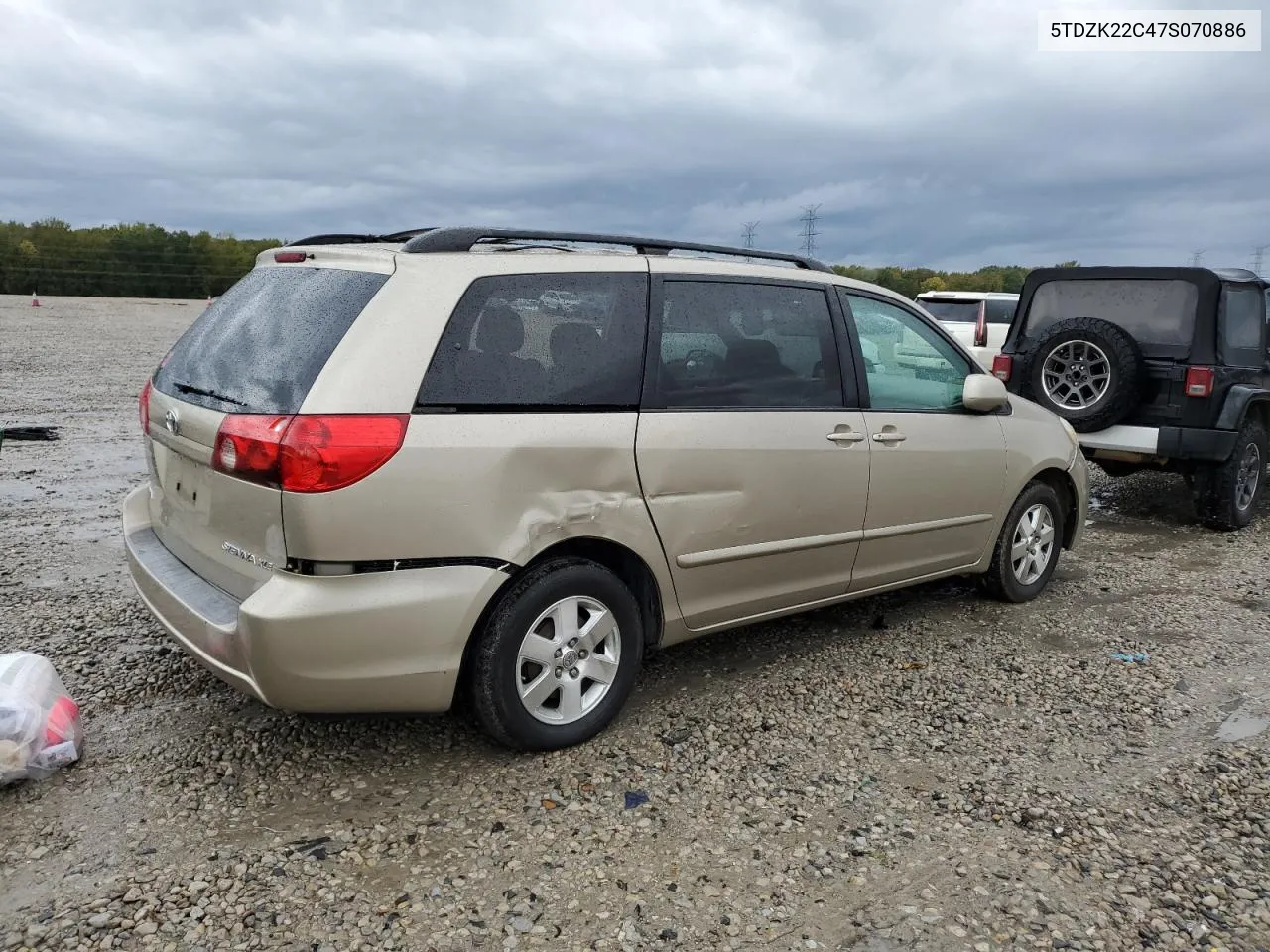 2007 Toyota Sienna Xle VIN: 5TDZK22C47S070886 Lot: 79397344