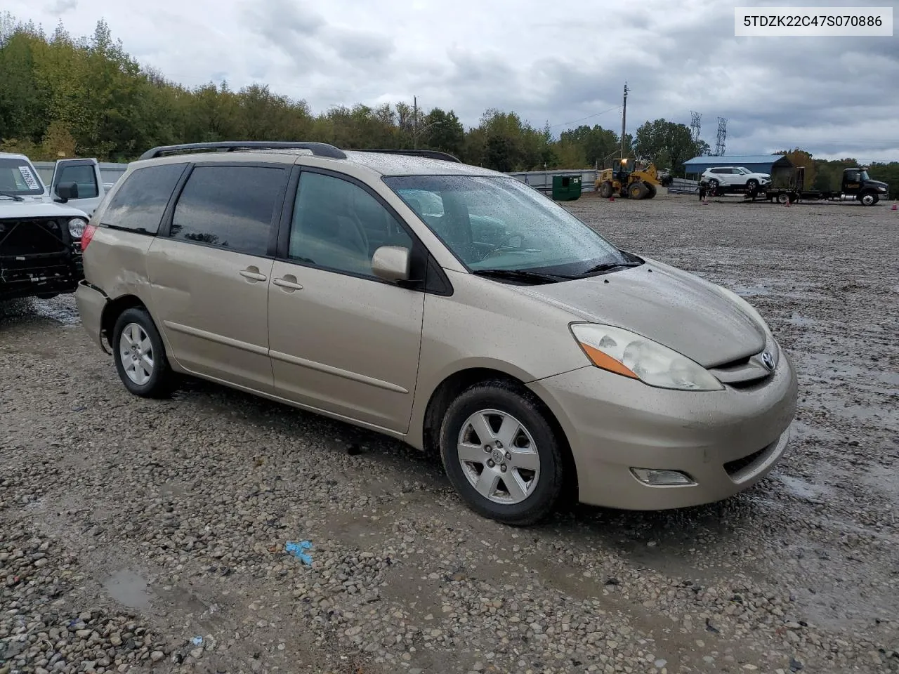 2007 Toyota Sienna Xle VIN: 5TDZK22C47S070886 Lot: 79397344