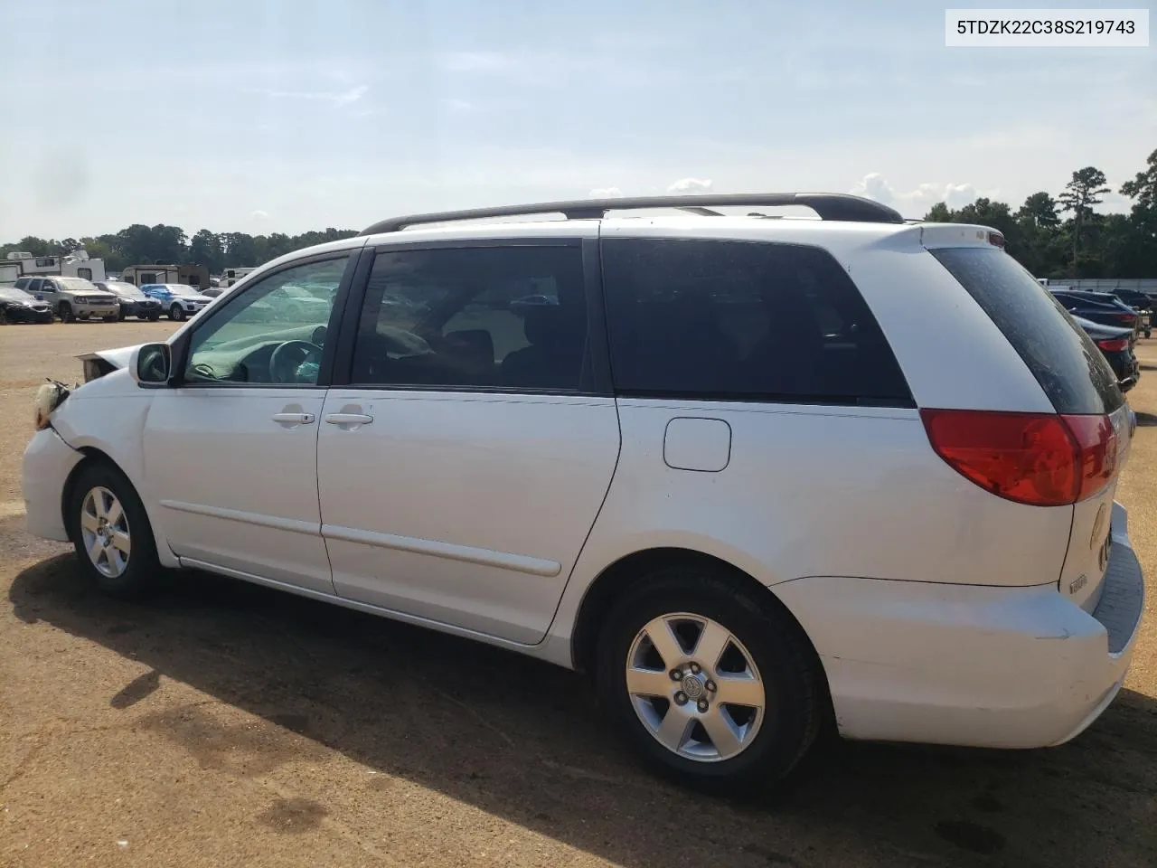 5TDZK22C38S219743 2008 Toyota Sienna Xle