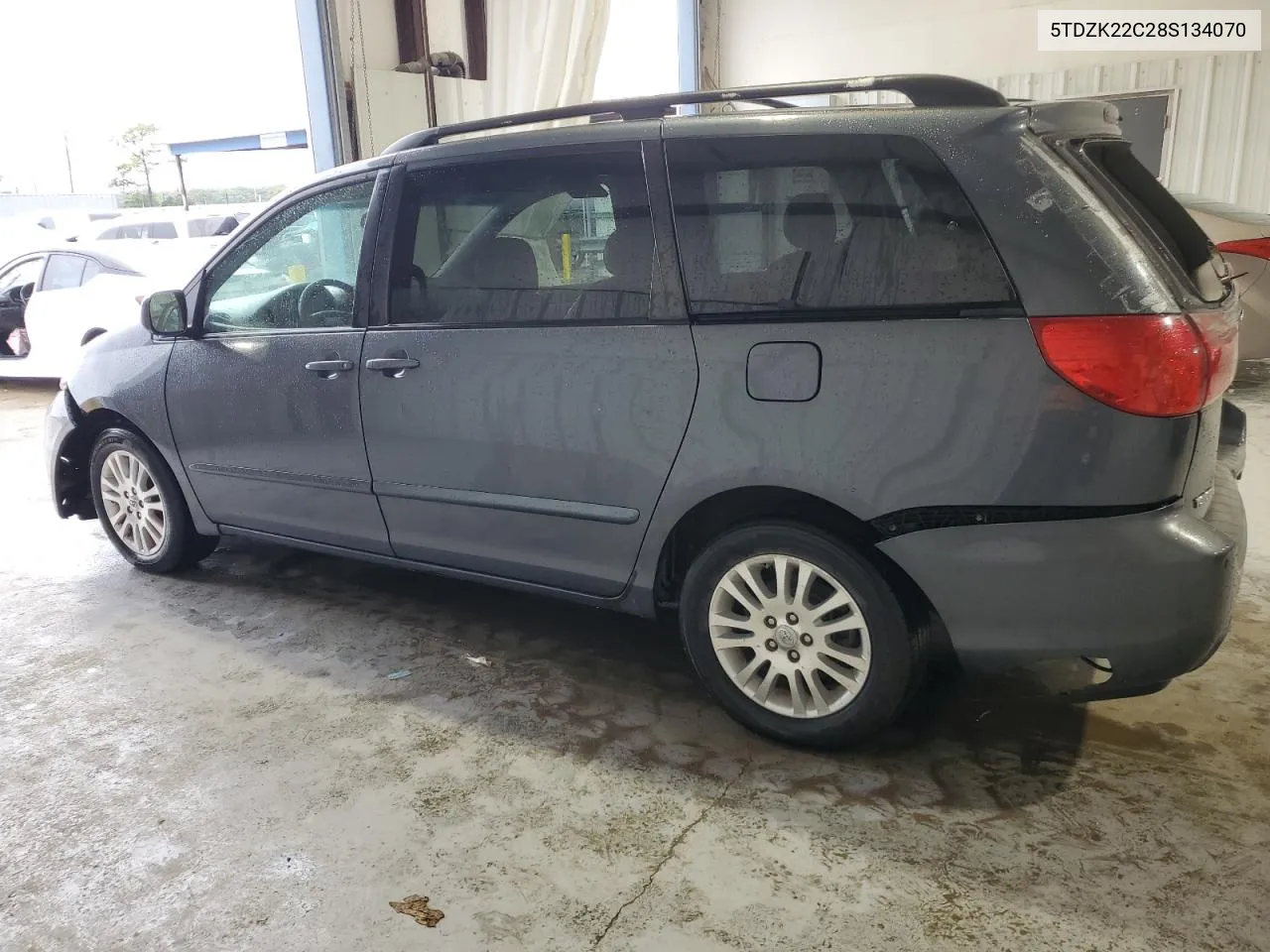 2008 Toyota Sienna Xle VIN: 5TDZK22C28S134070 Lot: 70460914