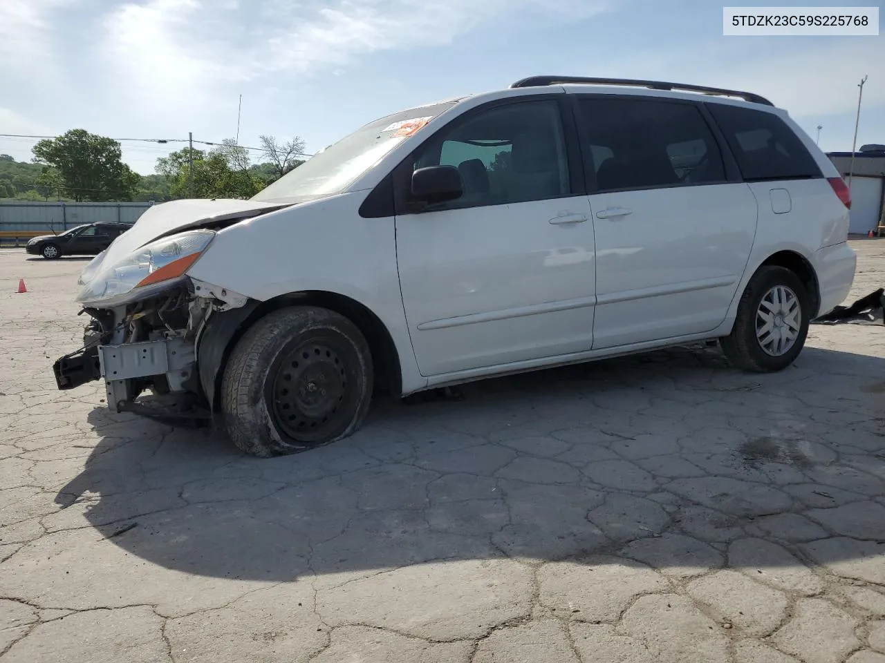 2009 Toyota Sienna Ce VIN: 5TDZK23C59S225768 Lot: 52516584