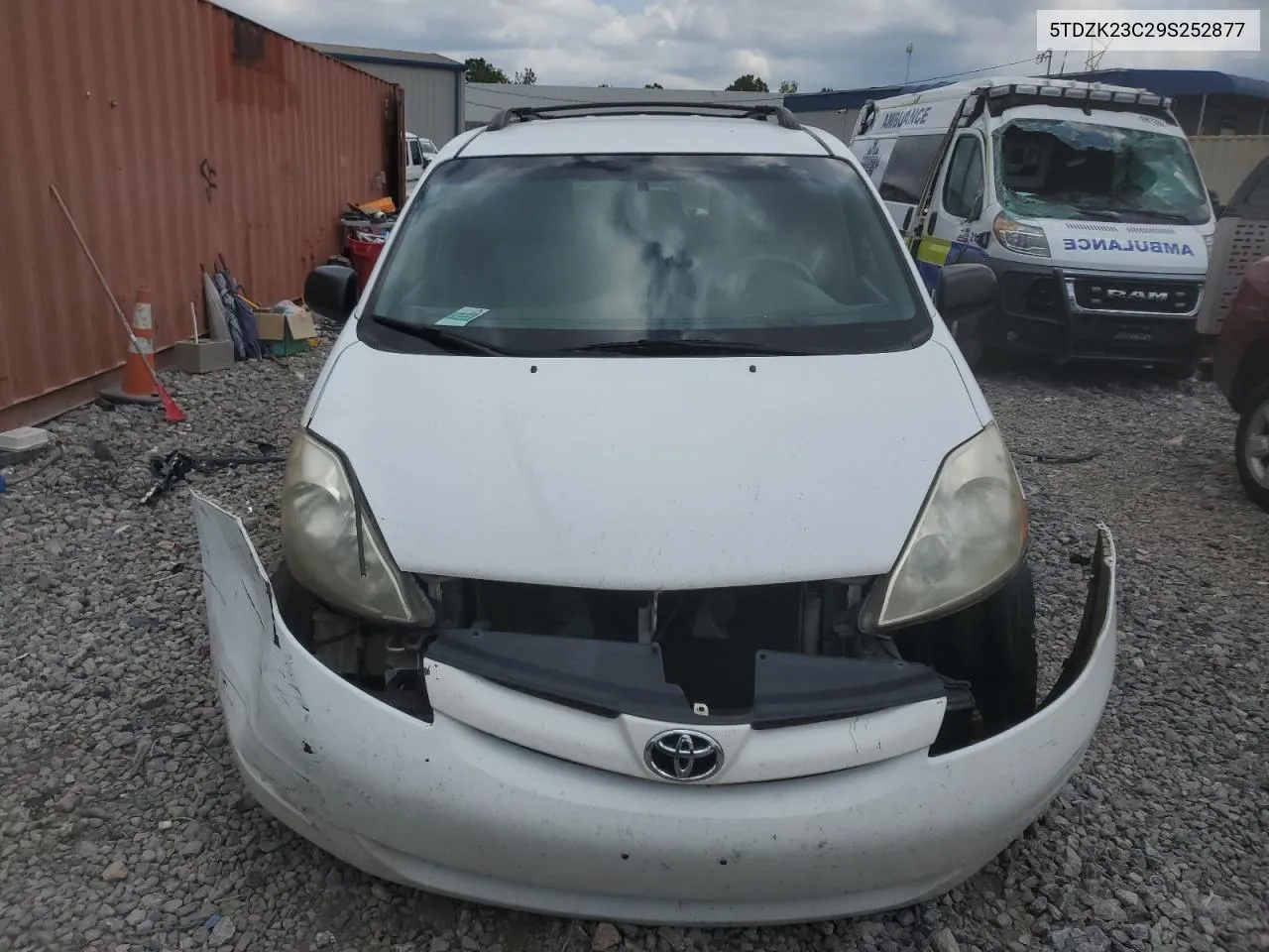 2009 Toyota Sienna Ce VIN: 5TDZK23C29S252877 Lot: 69767554