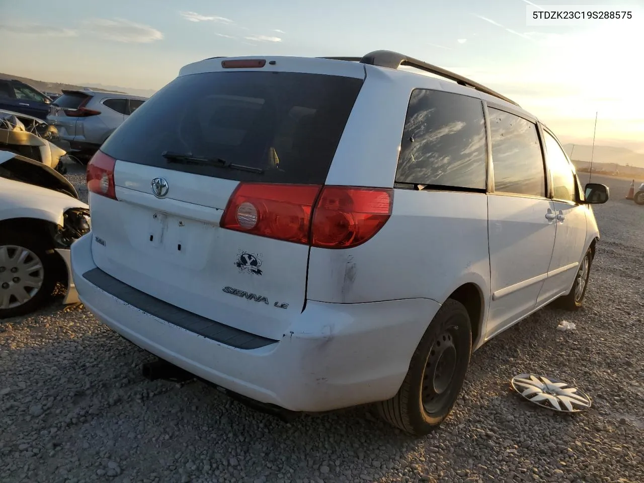 2009 Toyota Sienna Ce VIN: 5TDZK23C19S288575 Lot: 70052974