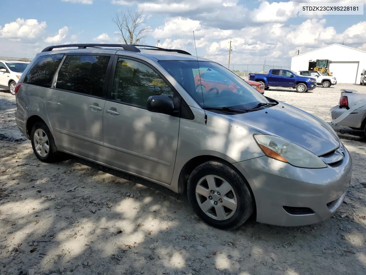 5TDZK23CX9S228181 2009 Toyota Sienna Ce