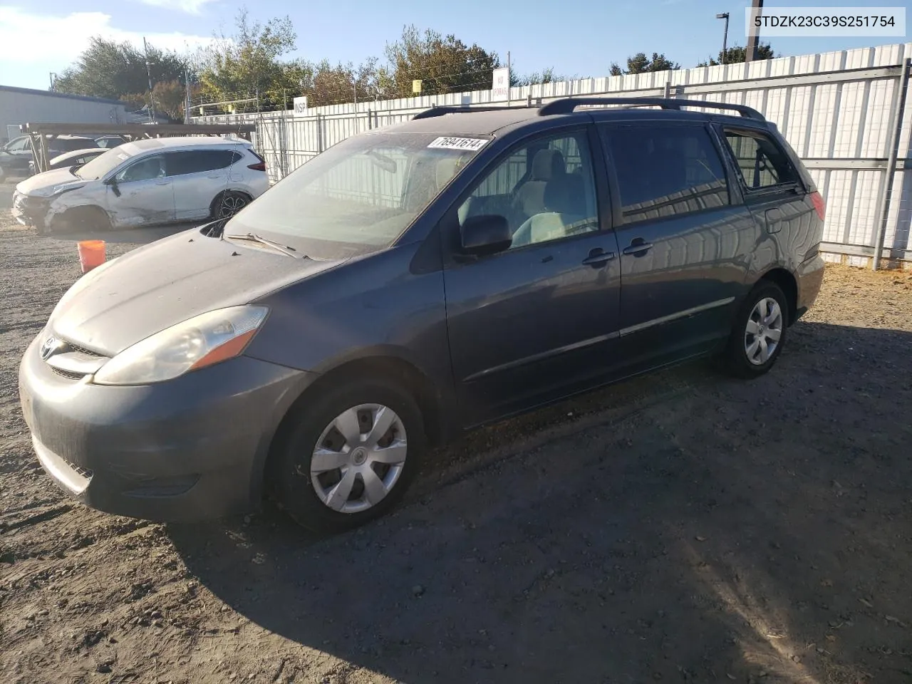 5TDZK23C39S251754 2009 Toyota Sienna Ce