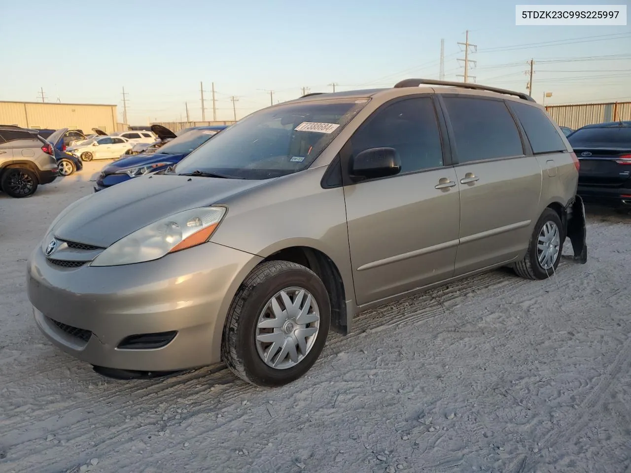 5TDZK23C99S225997 2009 Toyota Sienna Ce