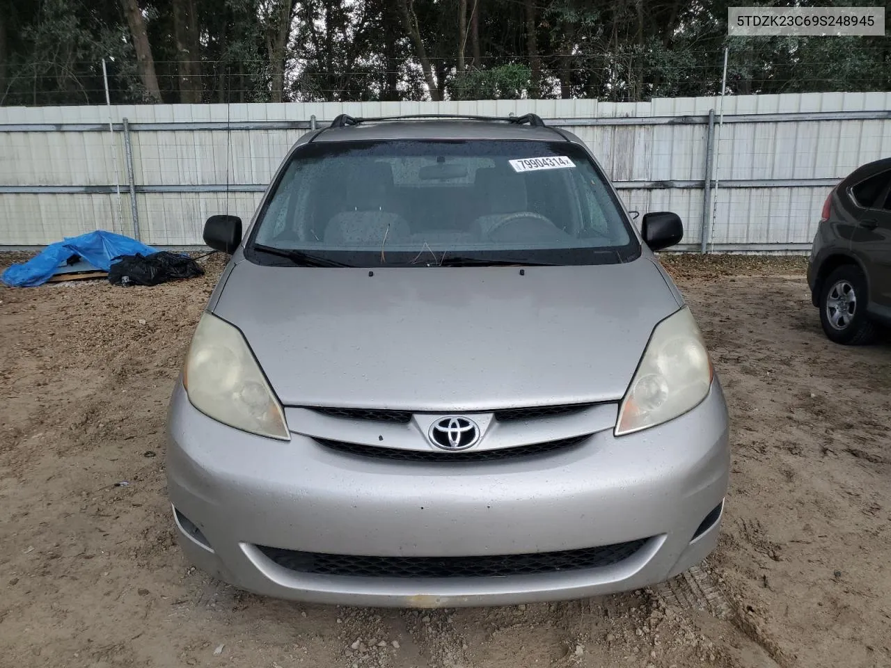 2009 Toyota Sienna Ce VIN: 5TDZK23C69S248945 Lot: 79904314