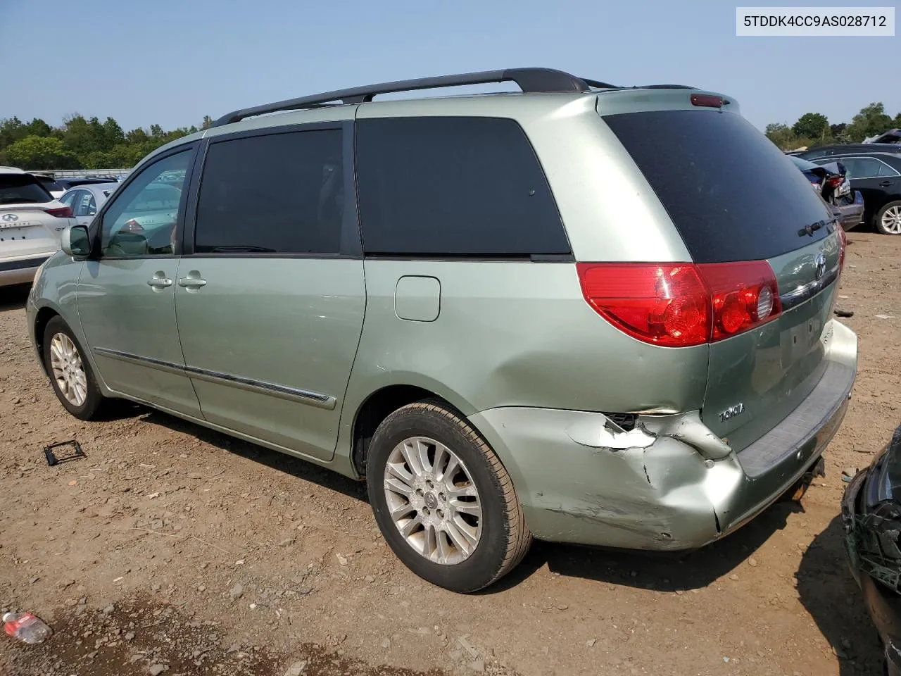 2010 Toyota Sienna Xle VIN: 5TDDK4CC9AS028712 Lot: 70149144