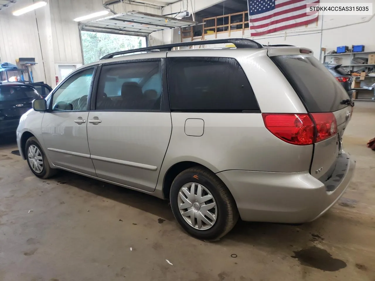 2010 Toyota Sienna Ce VIN: 5TDKK4CC5AS315035 Lot: 71470384