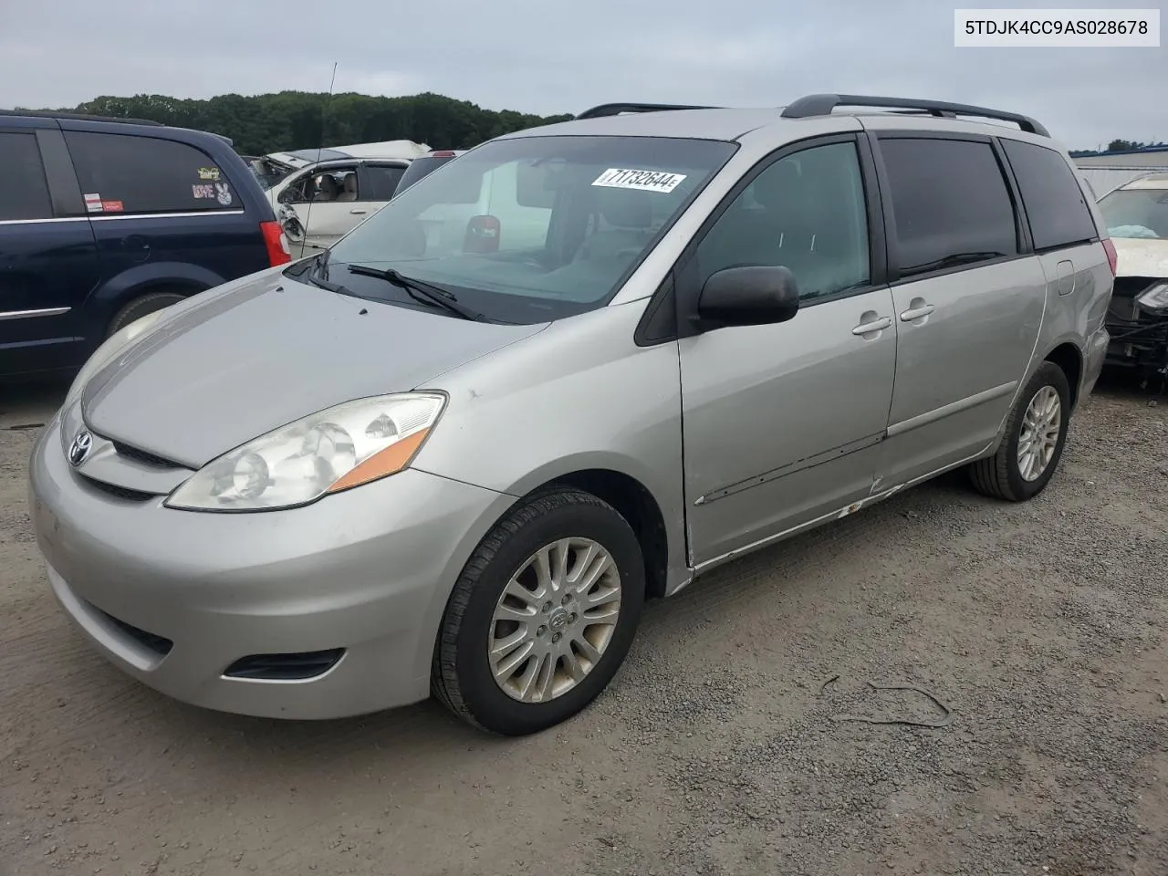 2010 Toyota Sienna Le VIN: 5TDJK4CC9AS028678 Lot: 71732644