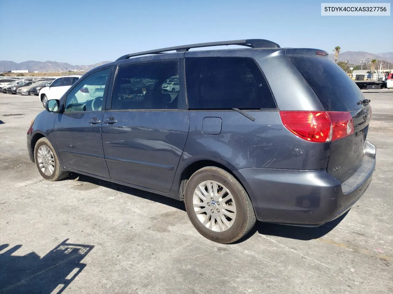 5TDYK4CCXAS327756 2010 Toyota Sienna Xle