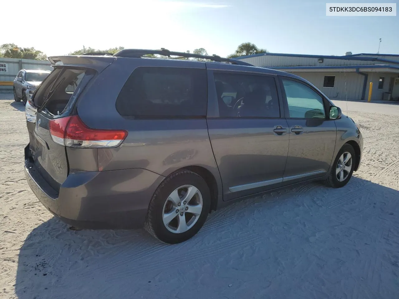 2011 Toyota Sienna Le VIN: 5TDKK3DC6BS094183 Lot: 47139104